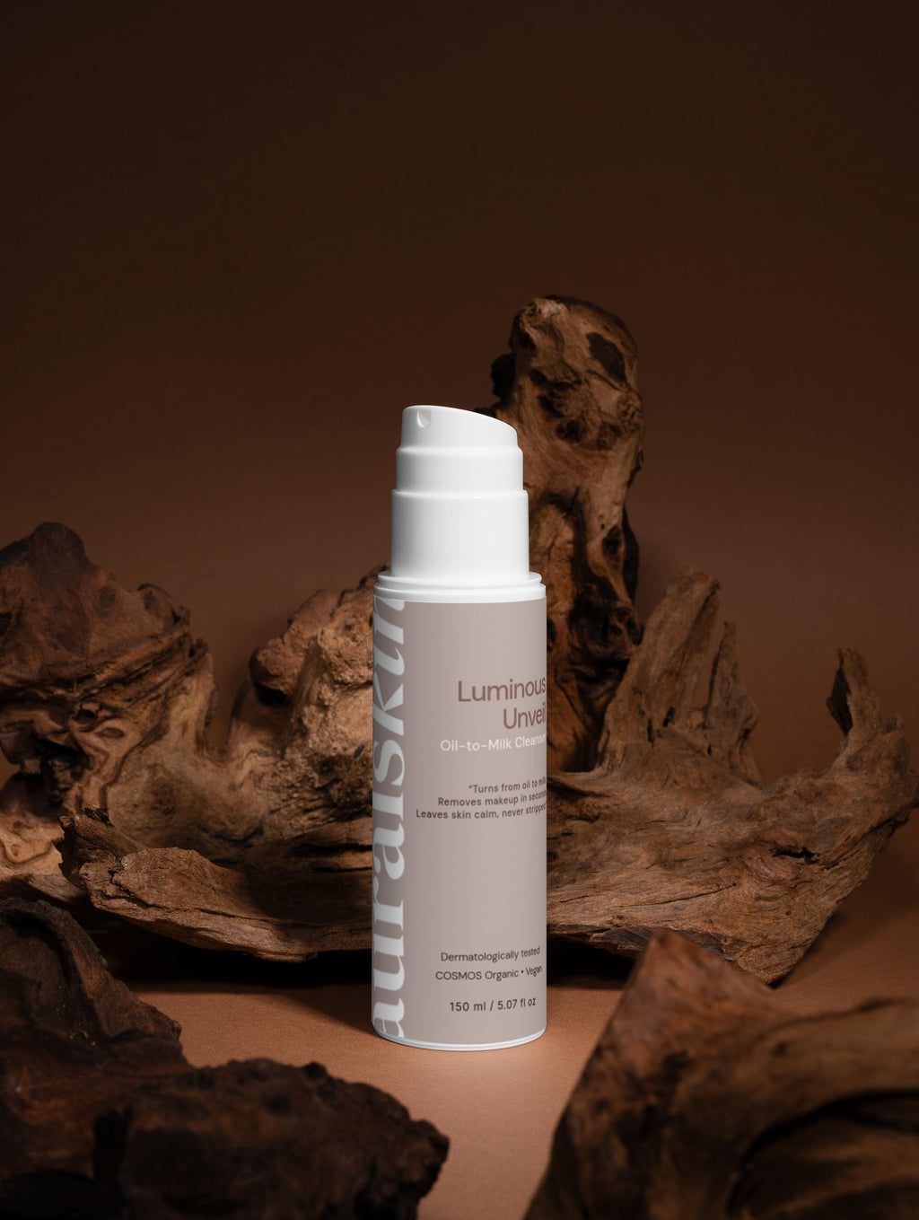 Luminous Unveil Oil-to-Milk Cleanser