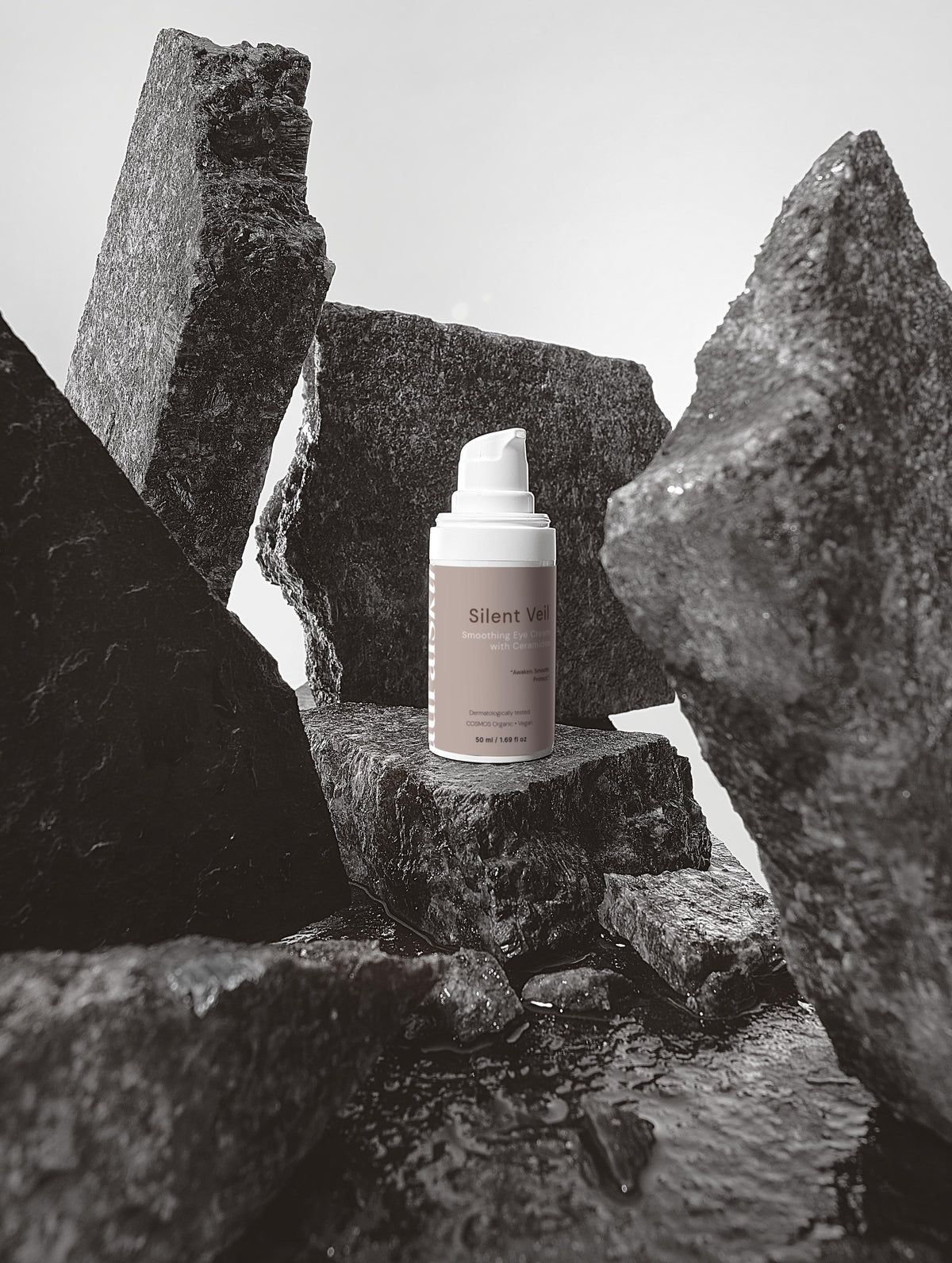 Silent Veil Smoothing Eye Cream